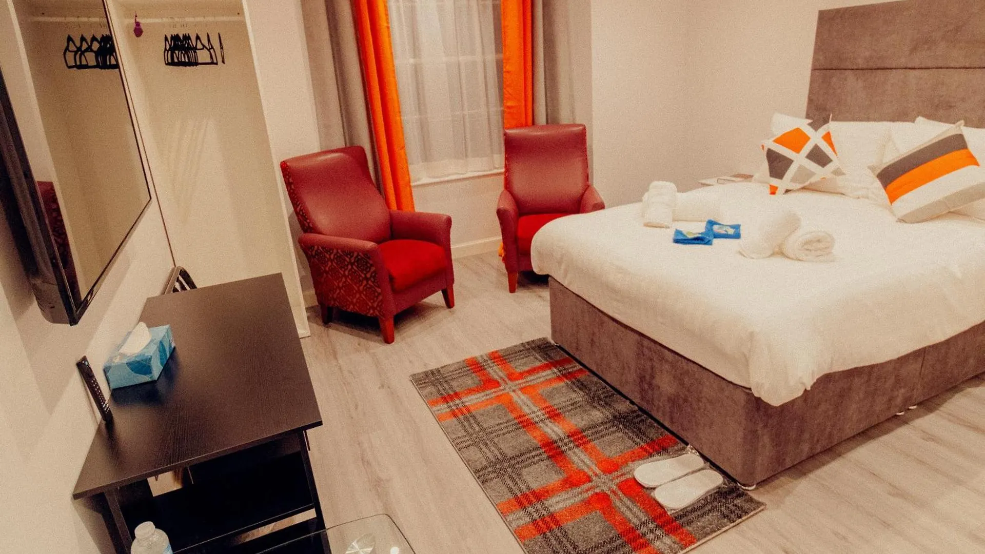 Mayfield Suites Эдинбург Великобритания