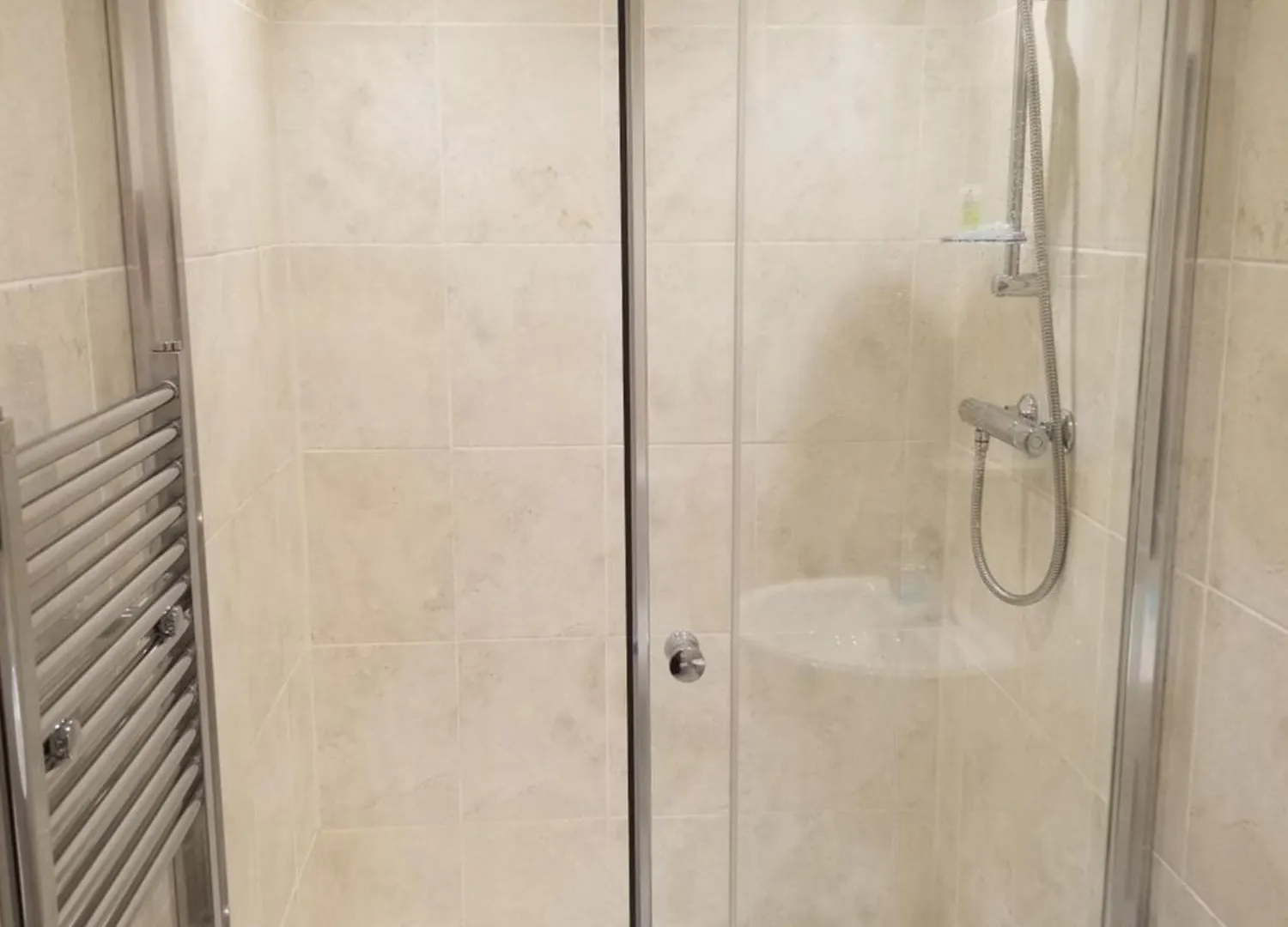 אדינבורו Mayfield Suites