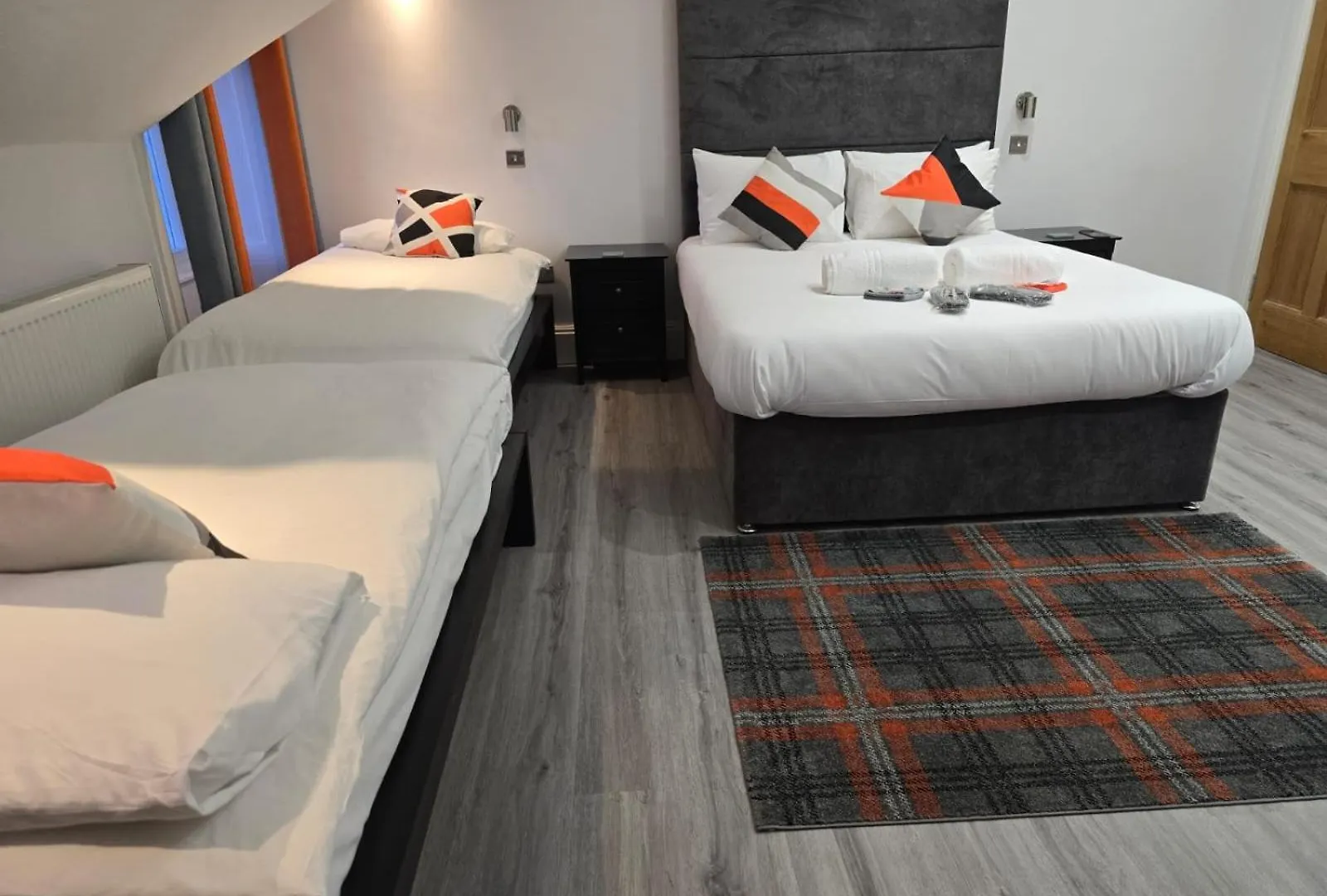 אדינבורו Mayfield Suites